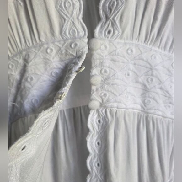 Soft Surroundings Icon Melissani Tunic White Embroidered Eyelet Size L Boho - Picture 2 of 14